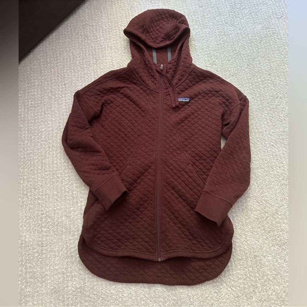 Patagonia quilted hoodie